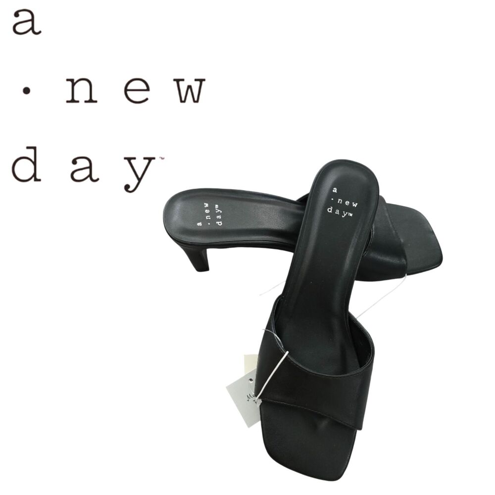 NWT a new day Black Open-Toe Kitten Heel Slide Sandals